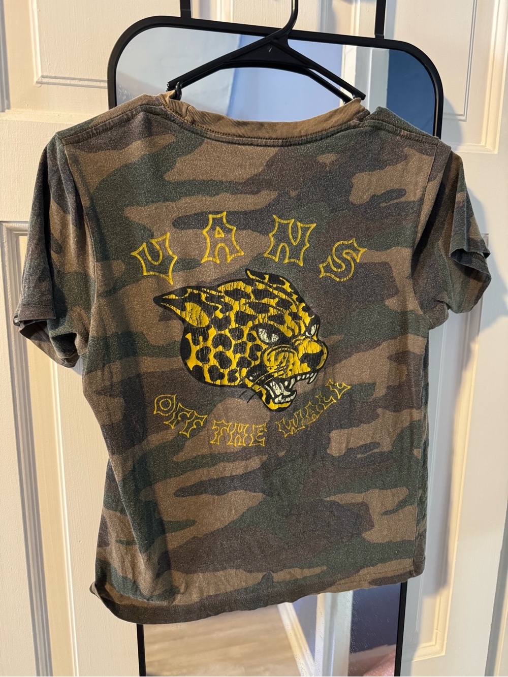 Vans tshirt - Picture 2 of 3